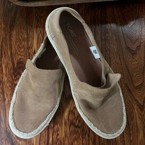 TOMS Tan Suede Casual Slip-Ons